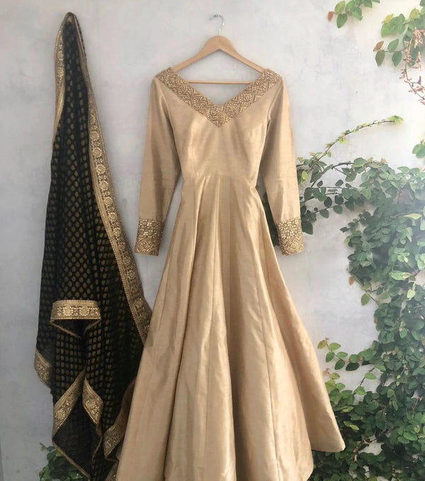 Regal Bliss Anarkali